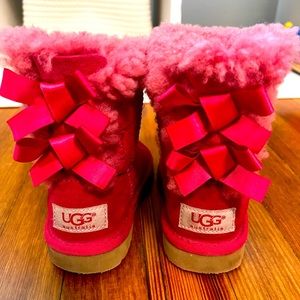 Pink Girls Uggs 8